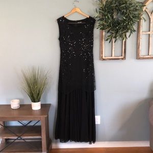 Woman’s size L long black evening gown